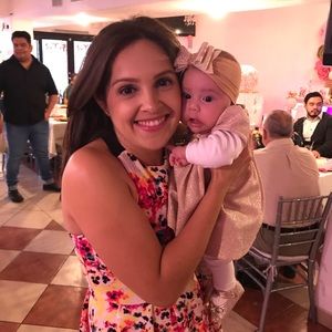 Meet your Posher, Gloria